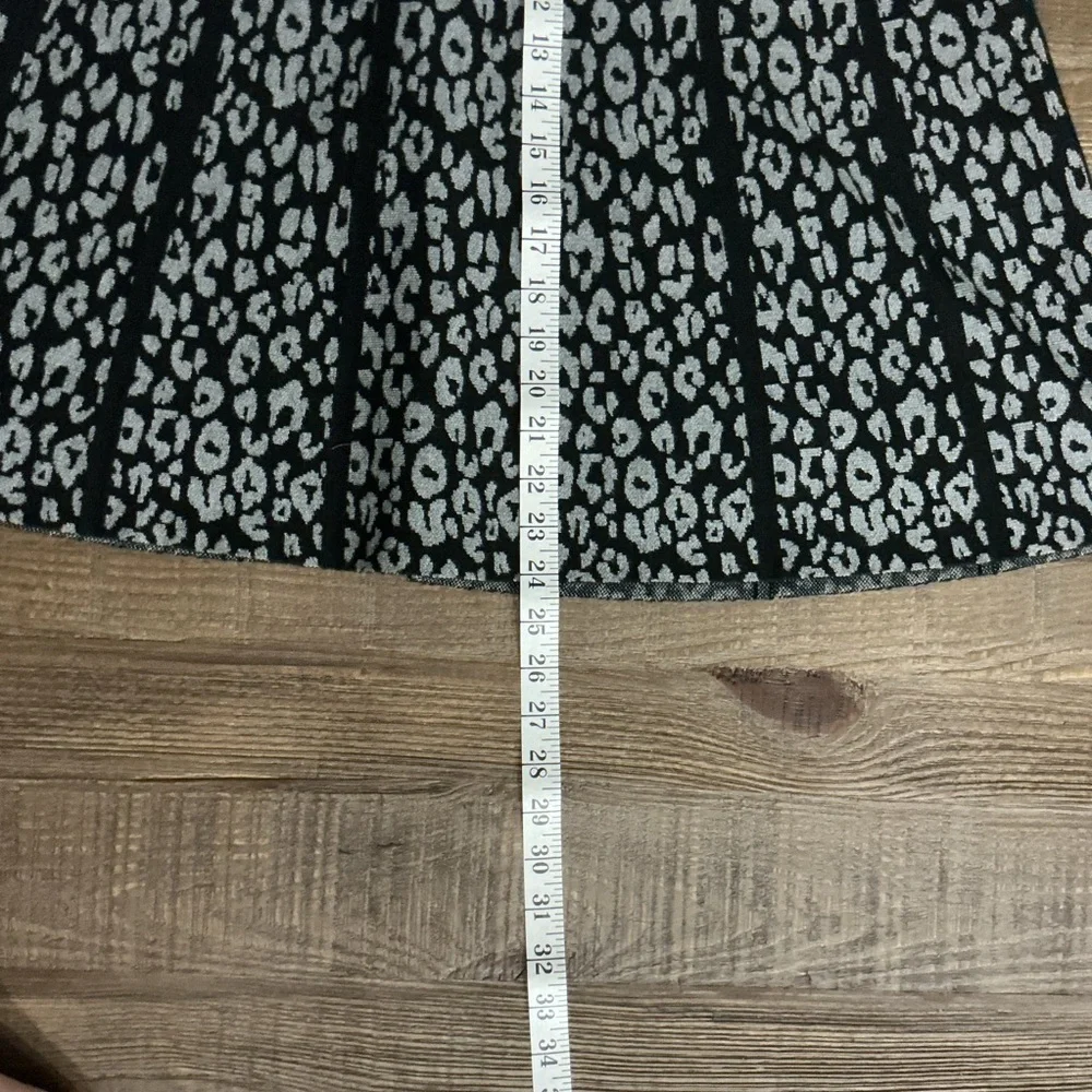 Ninety Black and White A-Line Skirt Small